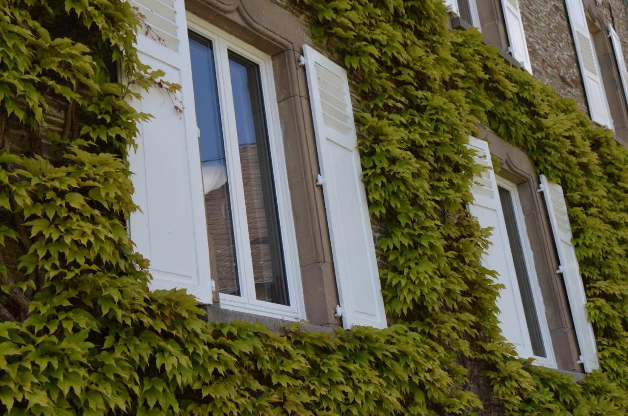 Weingut Erbes-Henn Hotel Ürzig Kültér fotó